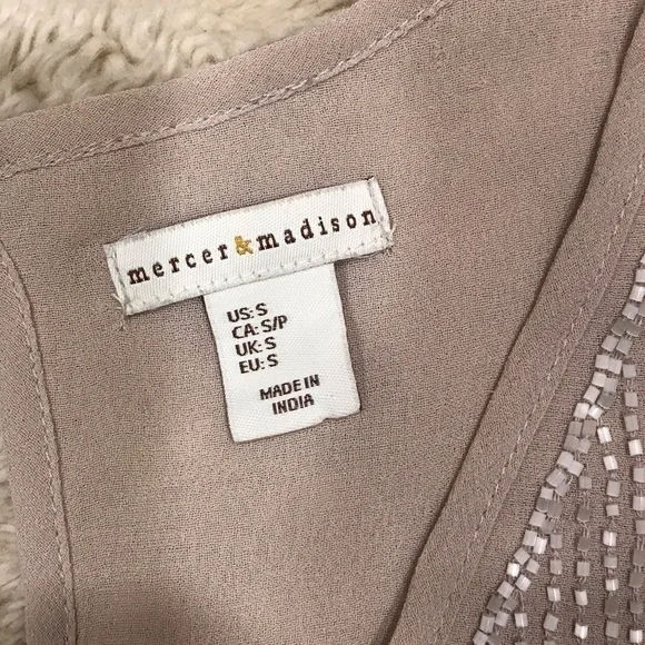 Mercer & Madison nude beaded shell tank Size Small - Picture 3 of 5